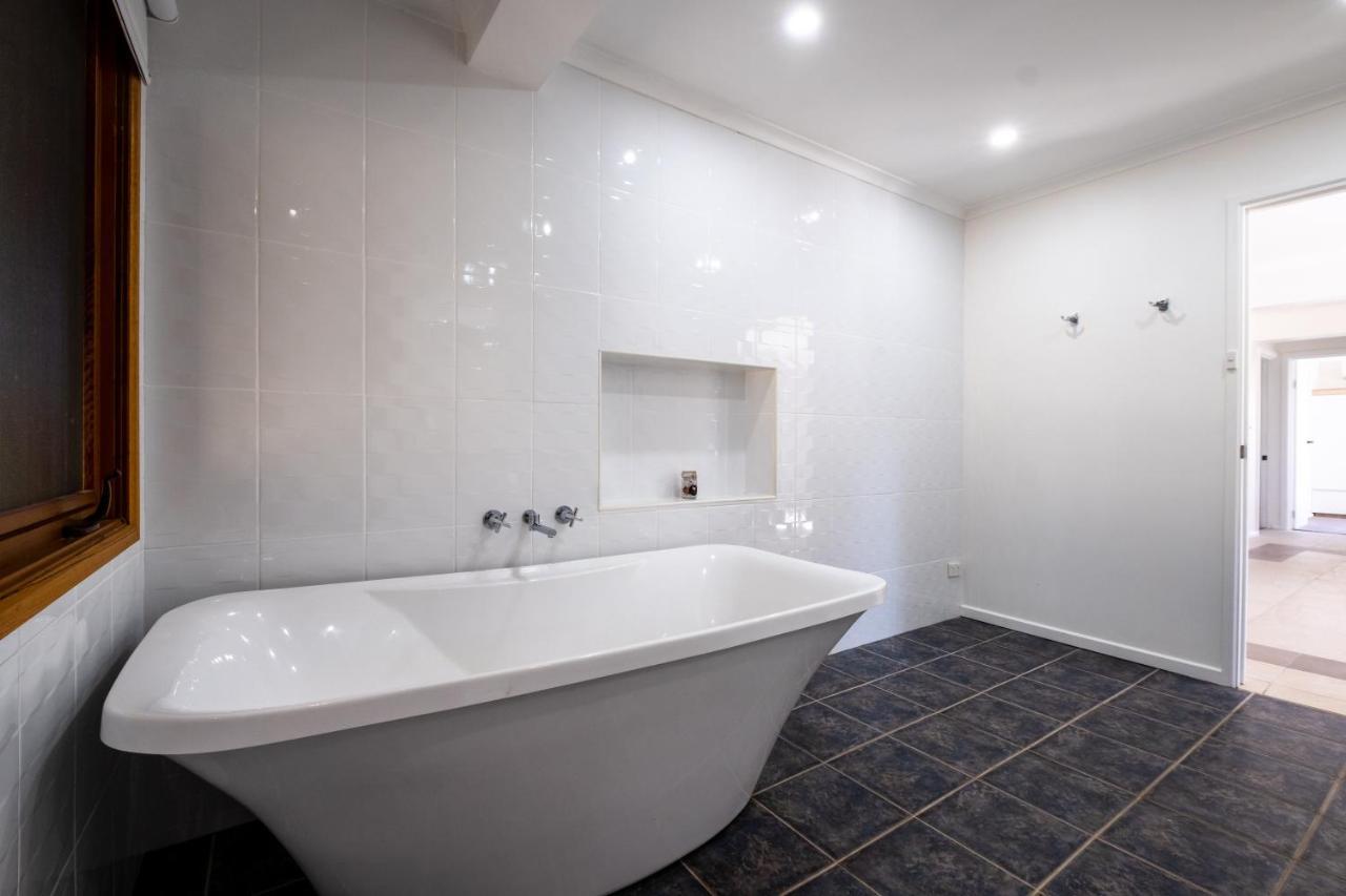 Willoah'S Retreat Villa Dolphin Sands Buitenkant foto